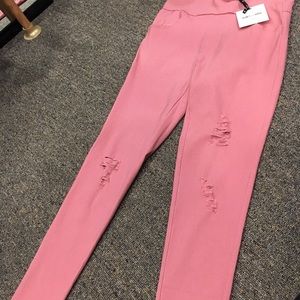 Agnes & Dora Distressed Jegging NWT